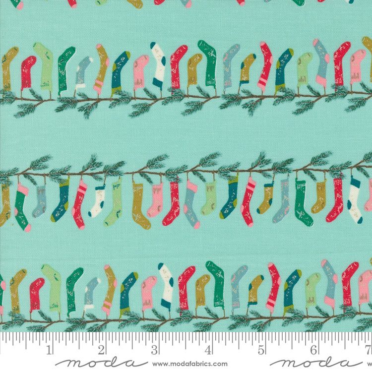 Moda Cozy Wonderland - Icicle Stockings