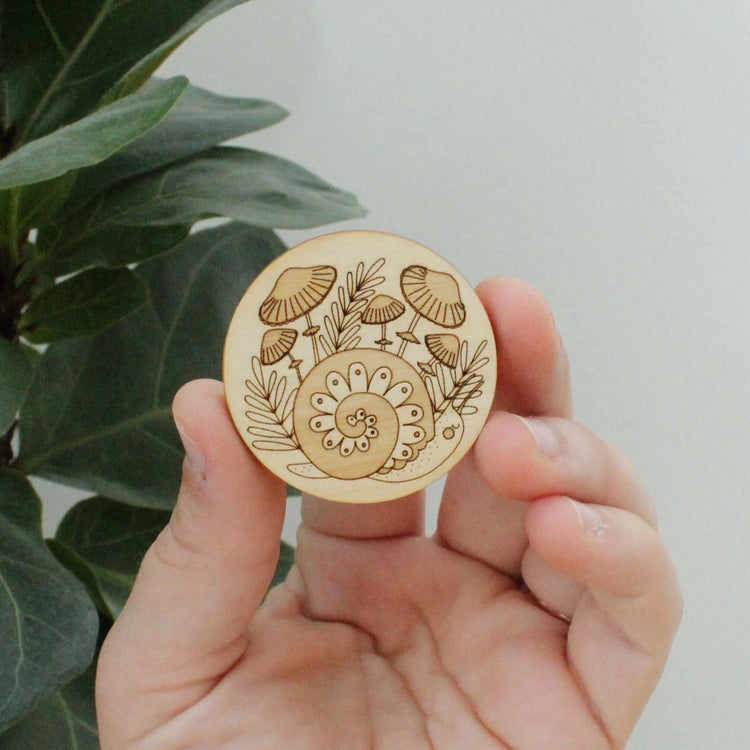Oh Little Wren Wooden Magnetic Needle Minder - Snail