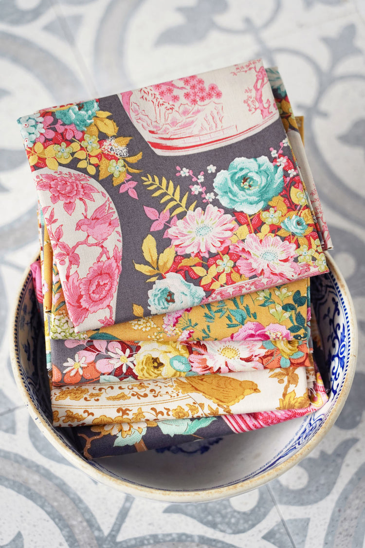 Tilda Chic Escape Whimsyflower Grey