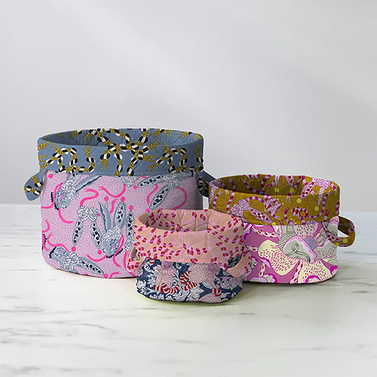 Penny Jeffries - Bloom & Burrow - 16 Fat Quarter Bundle - Pre-Order Due March/April 2027 - Deposit