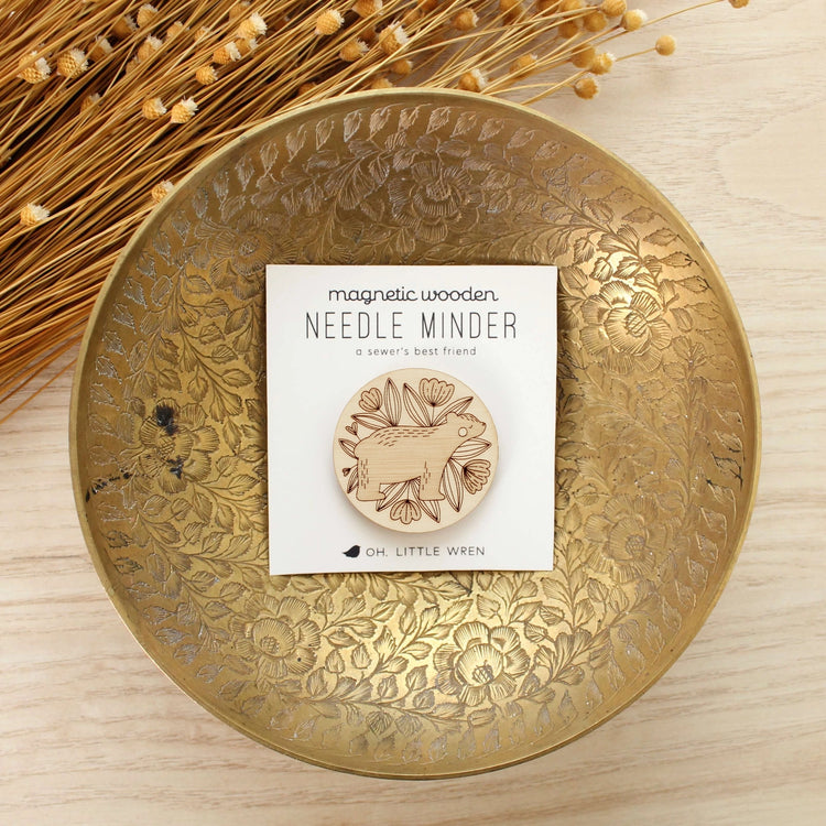 Oh Little Wren Wooden Magnetic Needle Minder - Bear