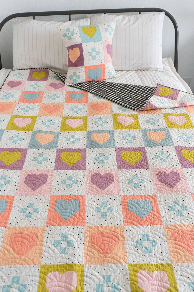 Quilty Love Cozy Checkered Hearts Quilt Pattern