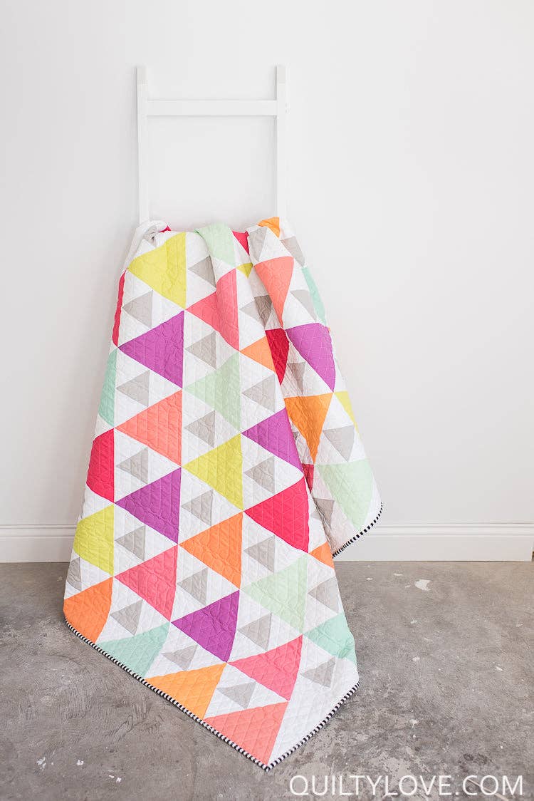 Quilty Love Triangle Peaks Quilt Pattern