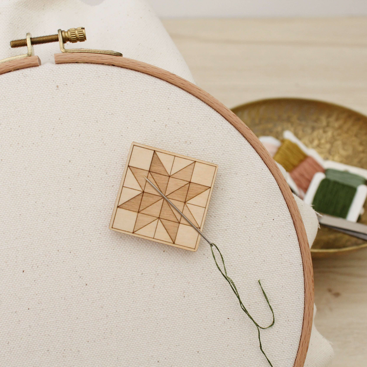Oh Little Wren Wooden Magnetic Needle Minder - Quilt Block